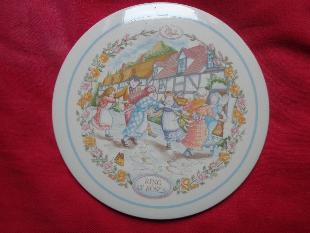 WEDGEWOOD, NURSERY RHYMES,  GEMERKT,JILLRING ROSES, Ophalen of Verzenden