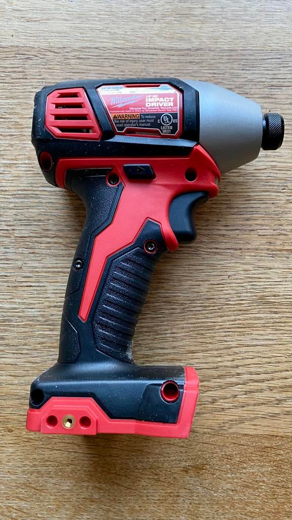 MILWAUKEE M18 compacte accu-slgschroevendraaier 1/4" Hex, Doe-het-zelf en Verbouw, Gereedschap | Boormachines, Ophalen of Verzenden