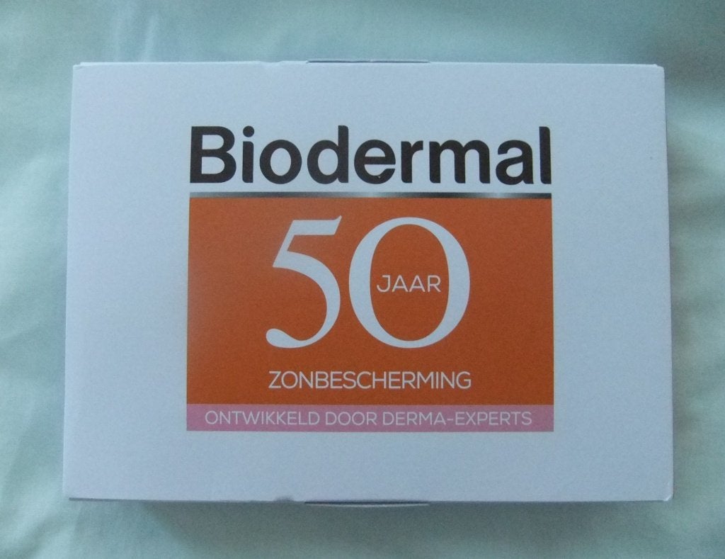 Biodermal zonbescherming 3 tubes in ongeopend doosje, Ophalen of Verzenden, Nieuw, Zonnebrand of After Sun