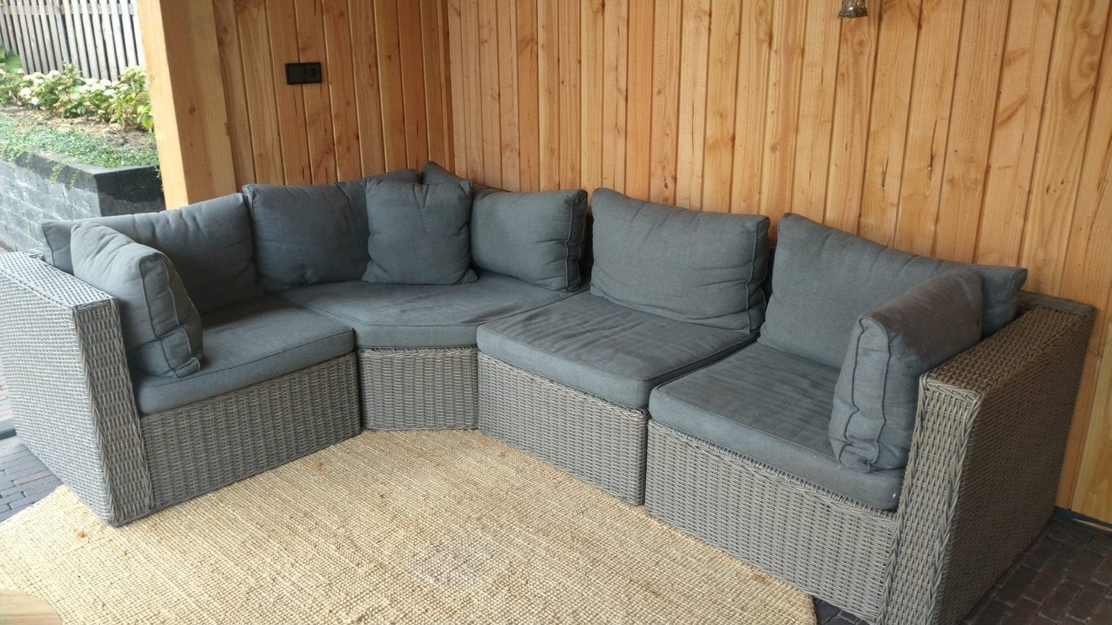 Lounge bank, Ophalen, 5 zitplaatsen, Kunststof, Gebruikt