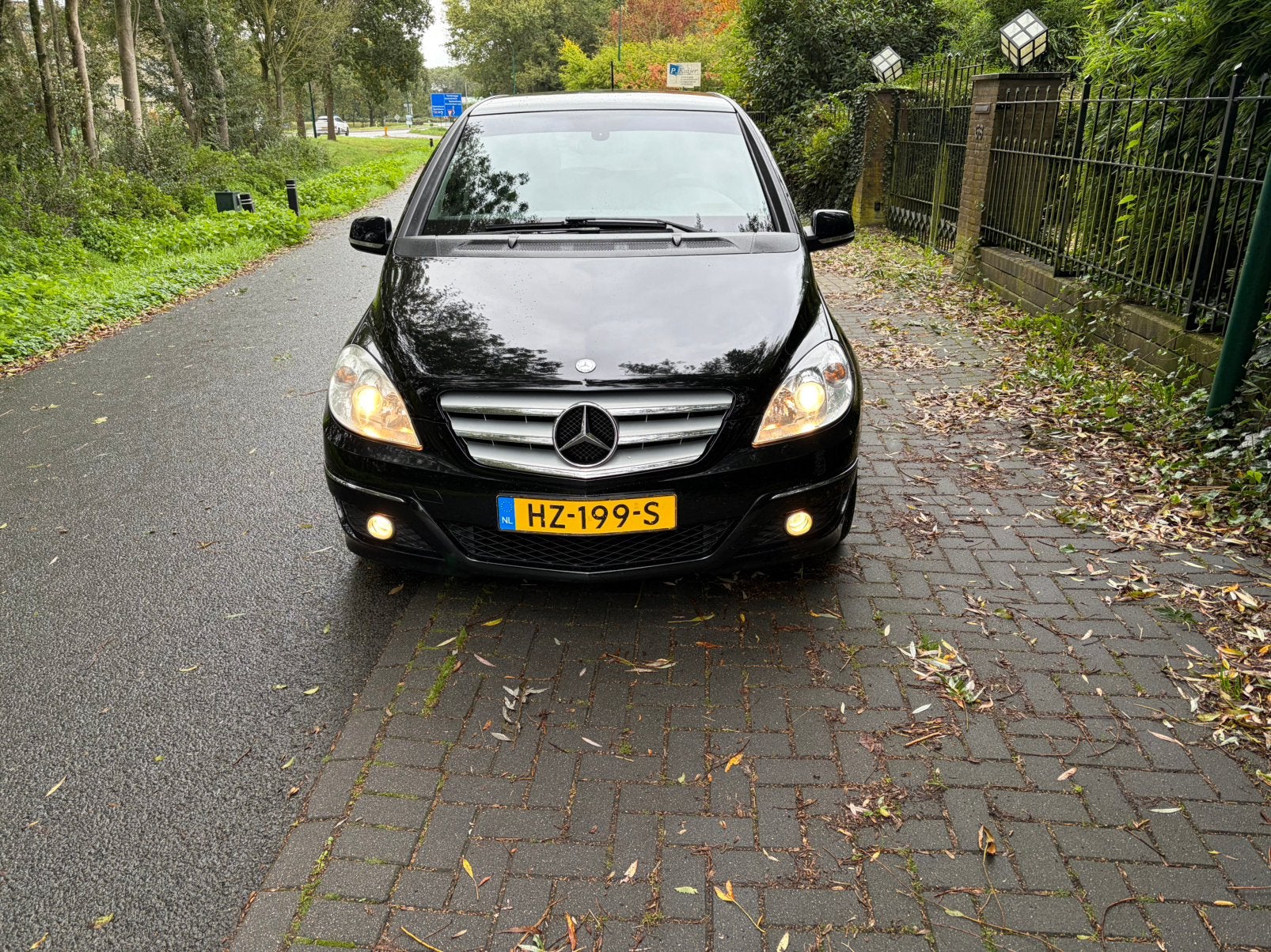 Mercedes-Benz B-Klasse 1.7 B170 5DRS 2008 236315 dkm Zwart, Auto's, Voorwielaandrijving, Zwart, 4 cilinders, 1210 kg