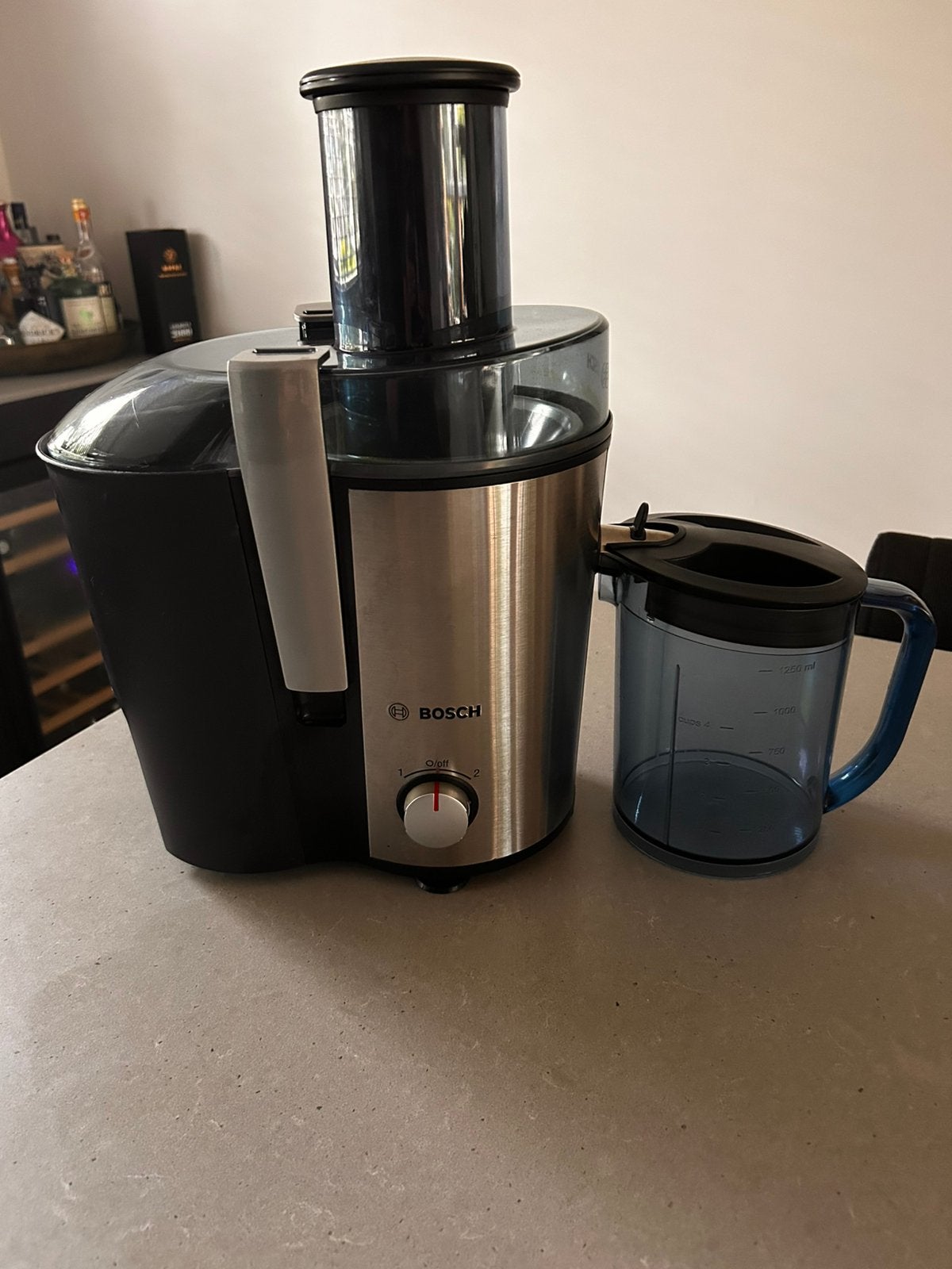 Bosch VitaJuice 3 MES3500/03 – 700W – RVS sapcentrifuge, Ophalen, Zo goed als nieuw, Sapcentrifuge