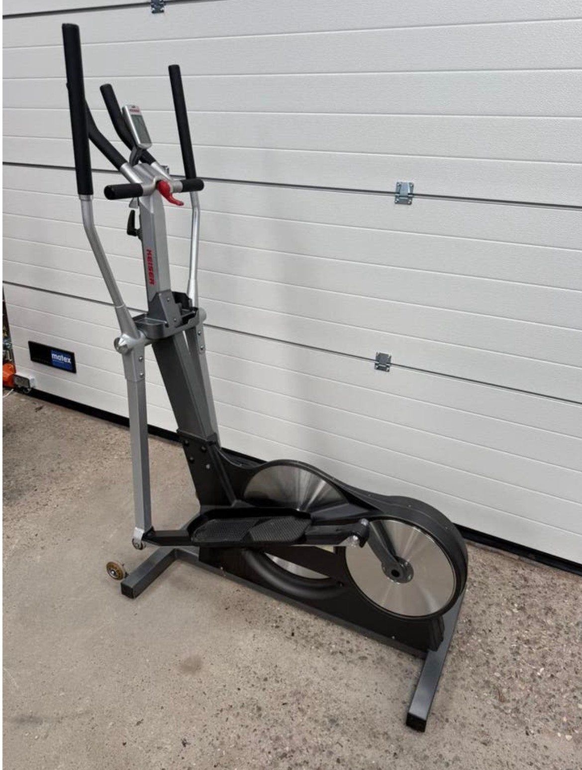 Keiser M5 Crosstrainer / Cross trainer / 3 stuks op voorraad, Sport en Fitness, Ophalen, Benen, Gebruikt, -