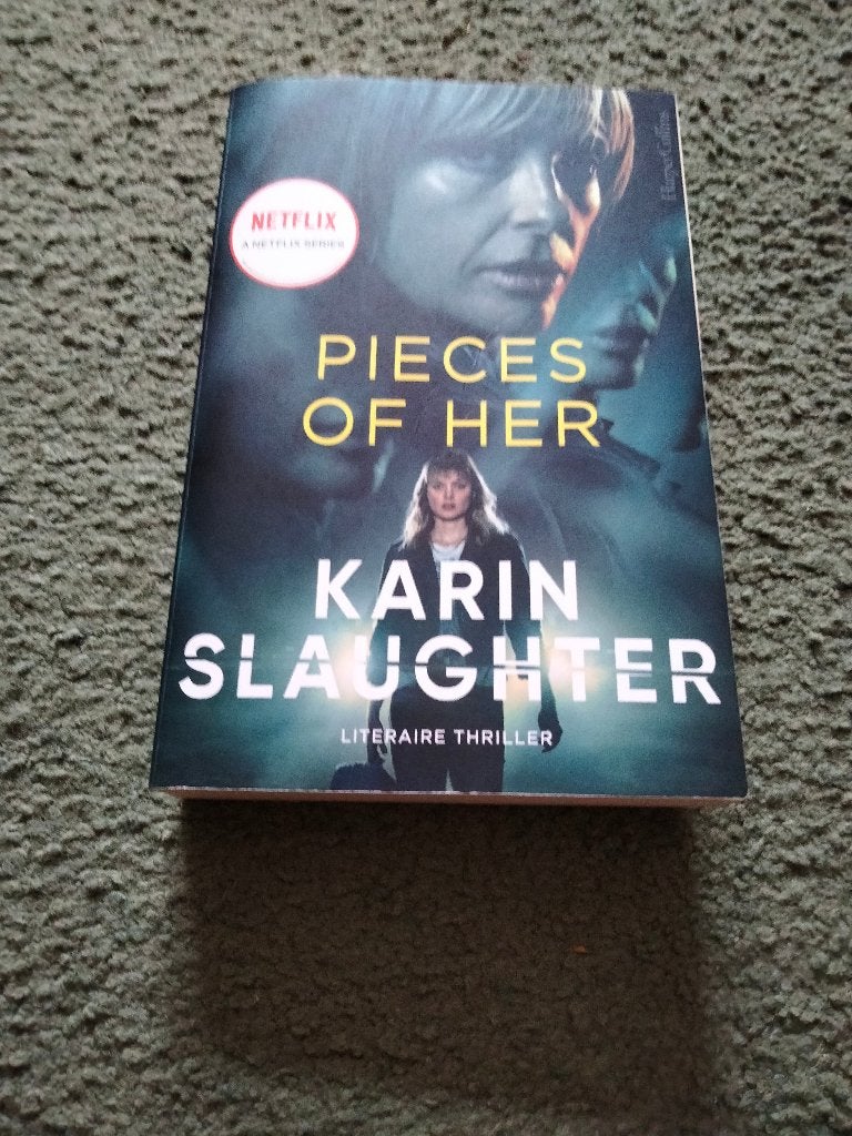 Karin Slaughter - Pieces of Her & Genesis (thriller), Ophalen, Zo goed als nieuw, Karin Slaughter