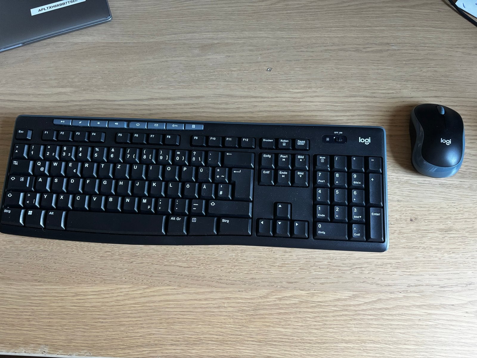 Logitech K270 draadloos toetsenbord met muis, Computers en Software, Toetsenborden, Gebruikt, Draadloze ontvanger, Ophalen of Verzenden