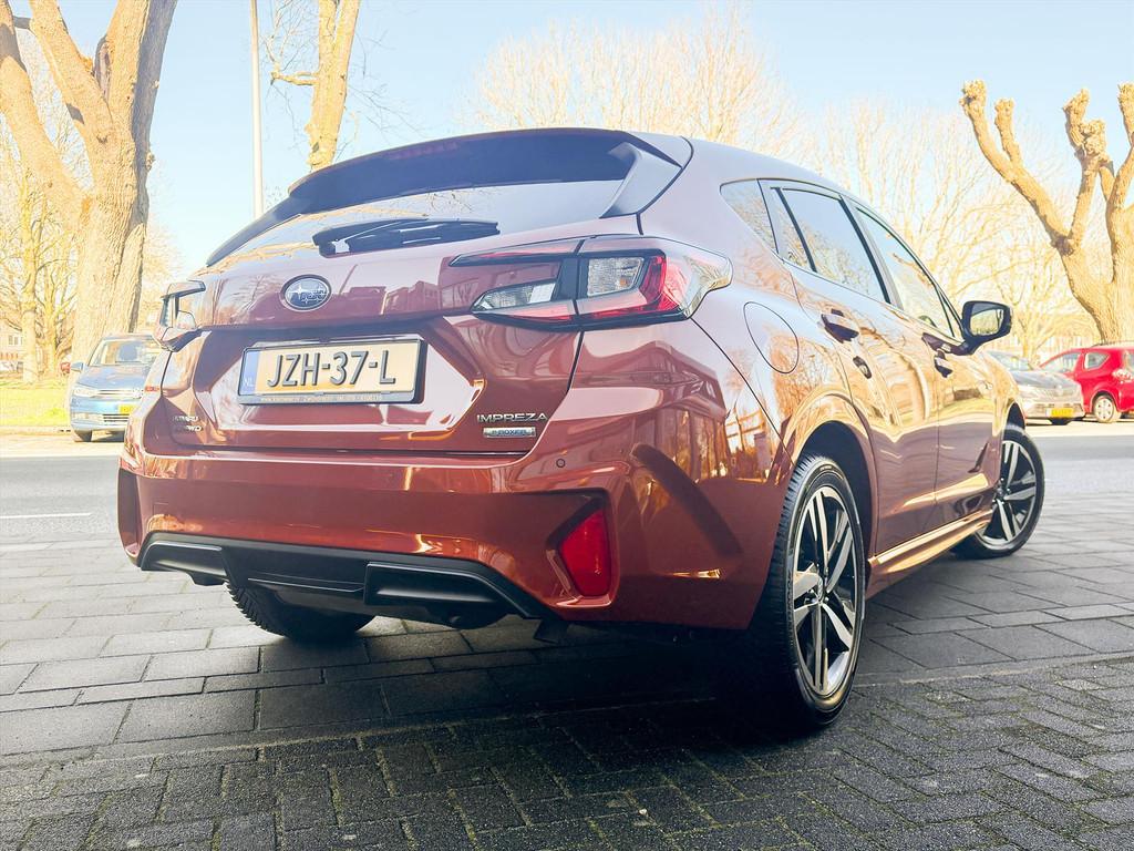 Subaru Impreza 2.0 E-BOXER 100KW AWD Premium | Schuif/kantel, Auto's, 12 maanden, 136 pk, Vierwielaandrijving, Hybride Elektrisch/Benzine