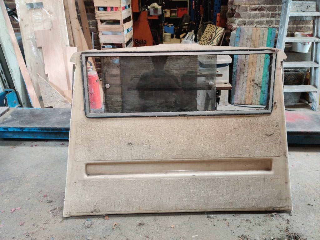 Zeldzame originele citroen ds ambulance tussenschot, Ophalen, Citroën