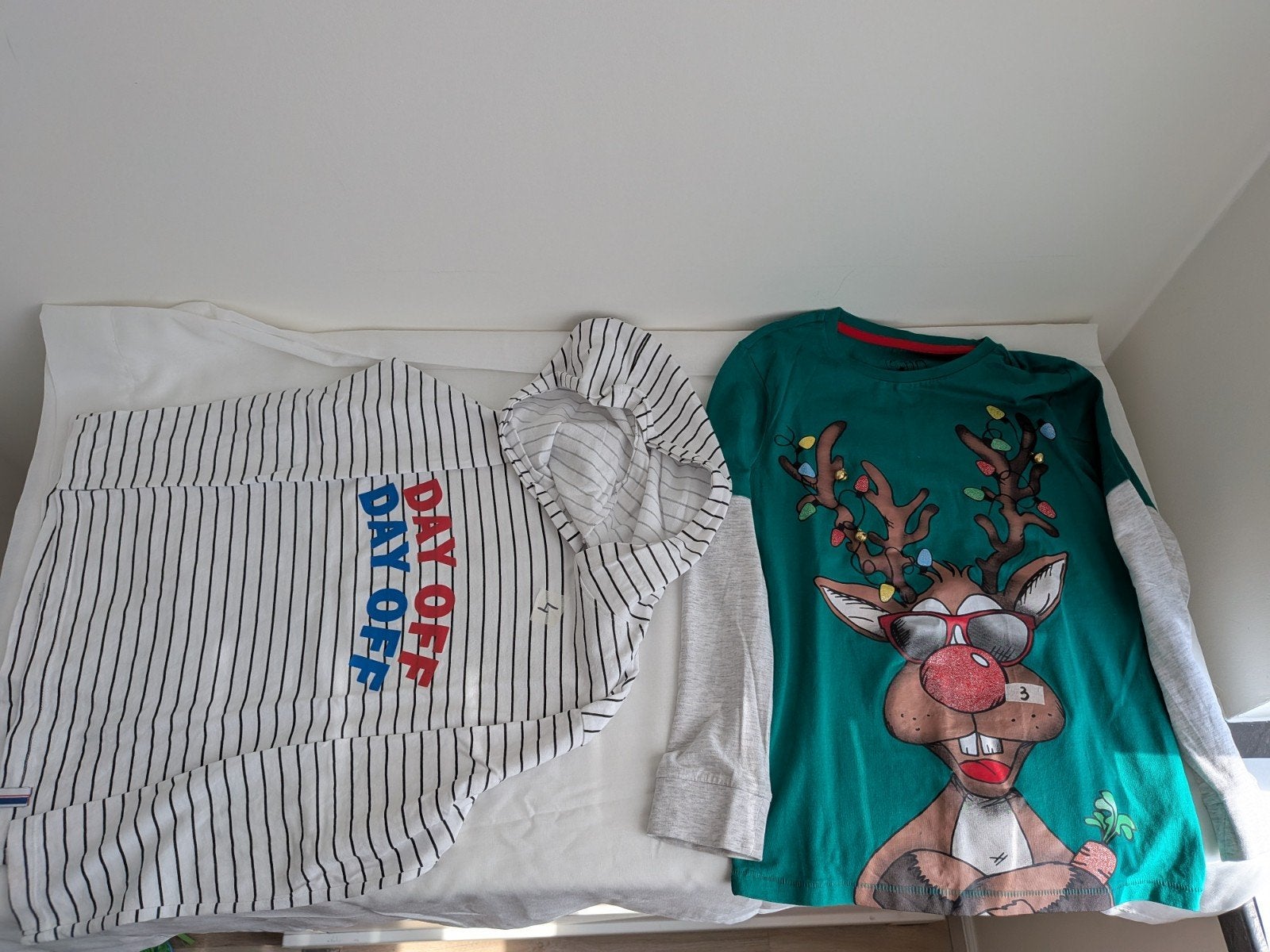 2x Jongens Longsleeve, maat 128, Ophalen of Verzenden, Gebruikt, Jongen, Shirt of Longsleeve