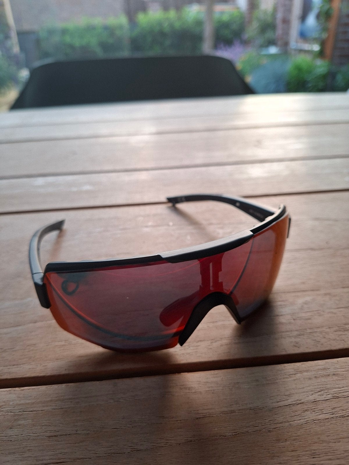 AGU sport zonnebril, Ophalen of Verzenden, Zo goed als nieuw, Overige merken