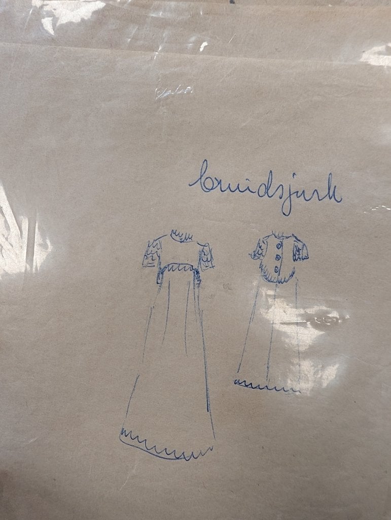 Gratis stofjes en vintage naaipatronen, Hobby en Vrije tijd, Kledingpatronen, Vrouw, Ophalen, Overige merken, Overige typen