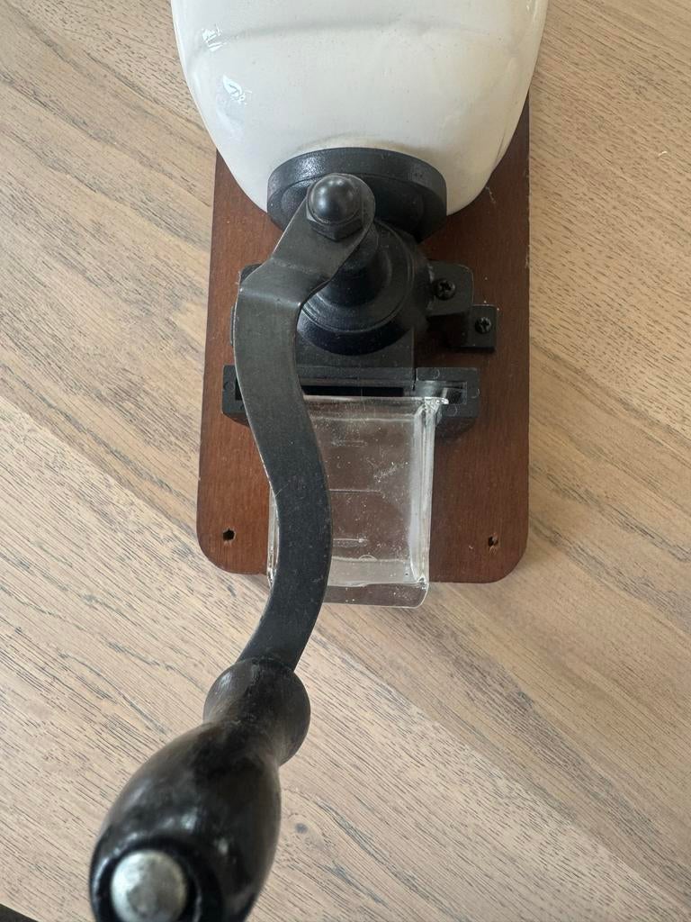 Vintage wandkoffiemolen met bloemmotief, Ophalen of Verzenden