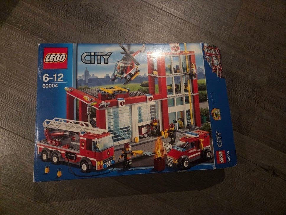 Grote Lego City set 60004 - Brandweerkazerne (bijna compleet, Kinderen en Baby's, Lego, Ophalen of Verzenden, Complete set, Inclusief instructies