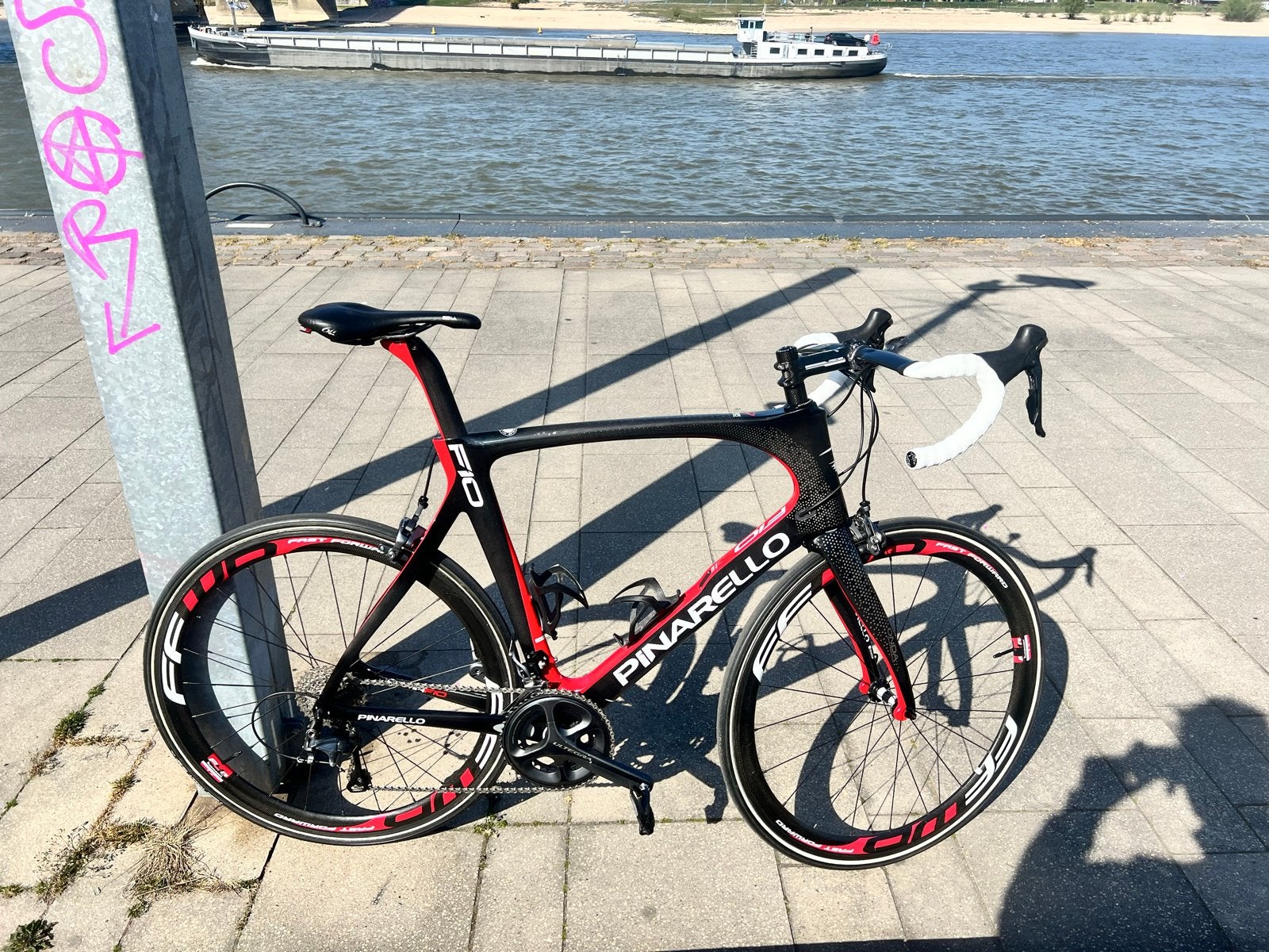 Pinarello Dogma F10 racefiets - Carbon, Ultegra, Fietsen en Brommers, Fietsen | Racefietsen, 28 inch, Carbon, Zo goed als nieuw