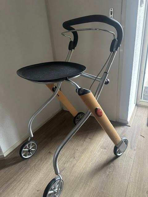 Trust Care Binnenrollator, Diversen, Rollators, Gebruikt, Lichtgewicht, Opvouwbaar, Ophalen of Verzenden