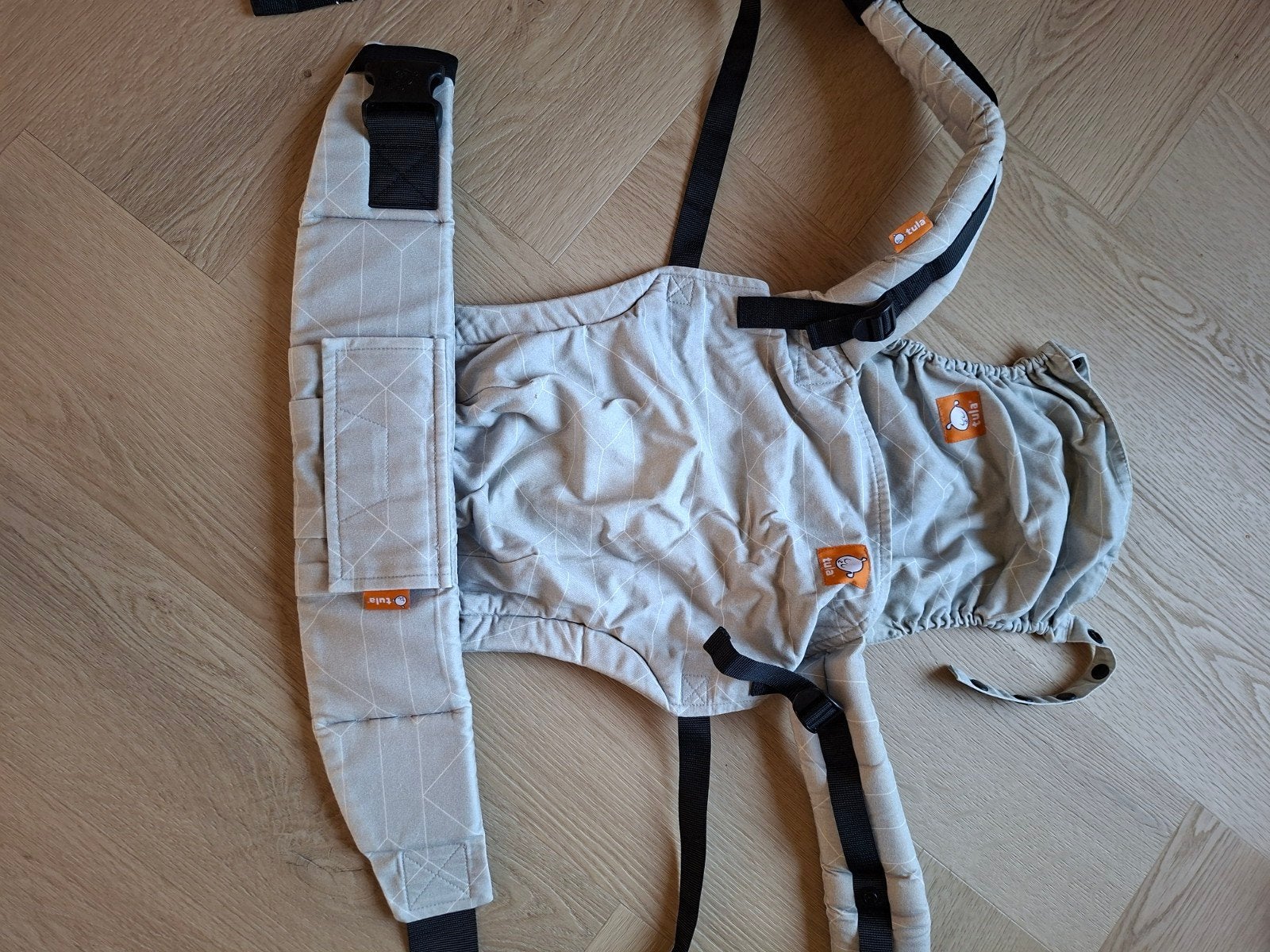 Tula Free To Grow draagzak - Zo goed als nieuw, Kinderen en Baby's, Babydragers en Draagdoeken, Ophalen