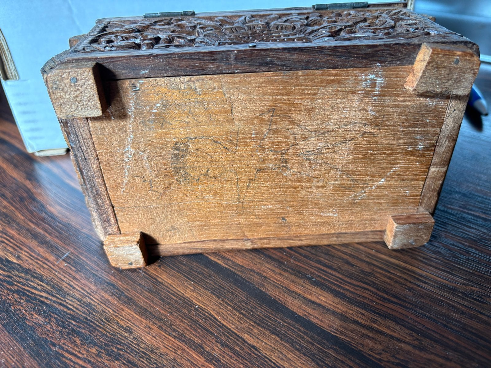 Antiek Indonesisch Houtsnijwerk Kistje - Voor 1950, Antiek en Kunst, Ophalen of Verzenden