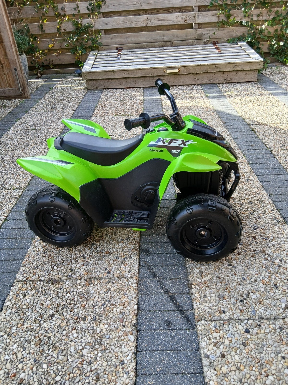 Kawasaki KFX 90 elektrische kinderquad, Zo goed als nieuw