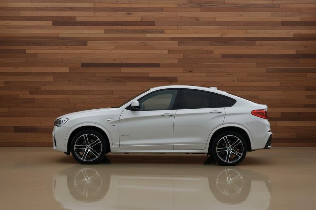 BMW X4 xDrive35i High Executive (bj 2014, automaat), Automaat, Gebruikt, 2000 kg, Bedrijf