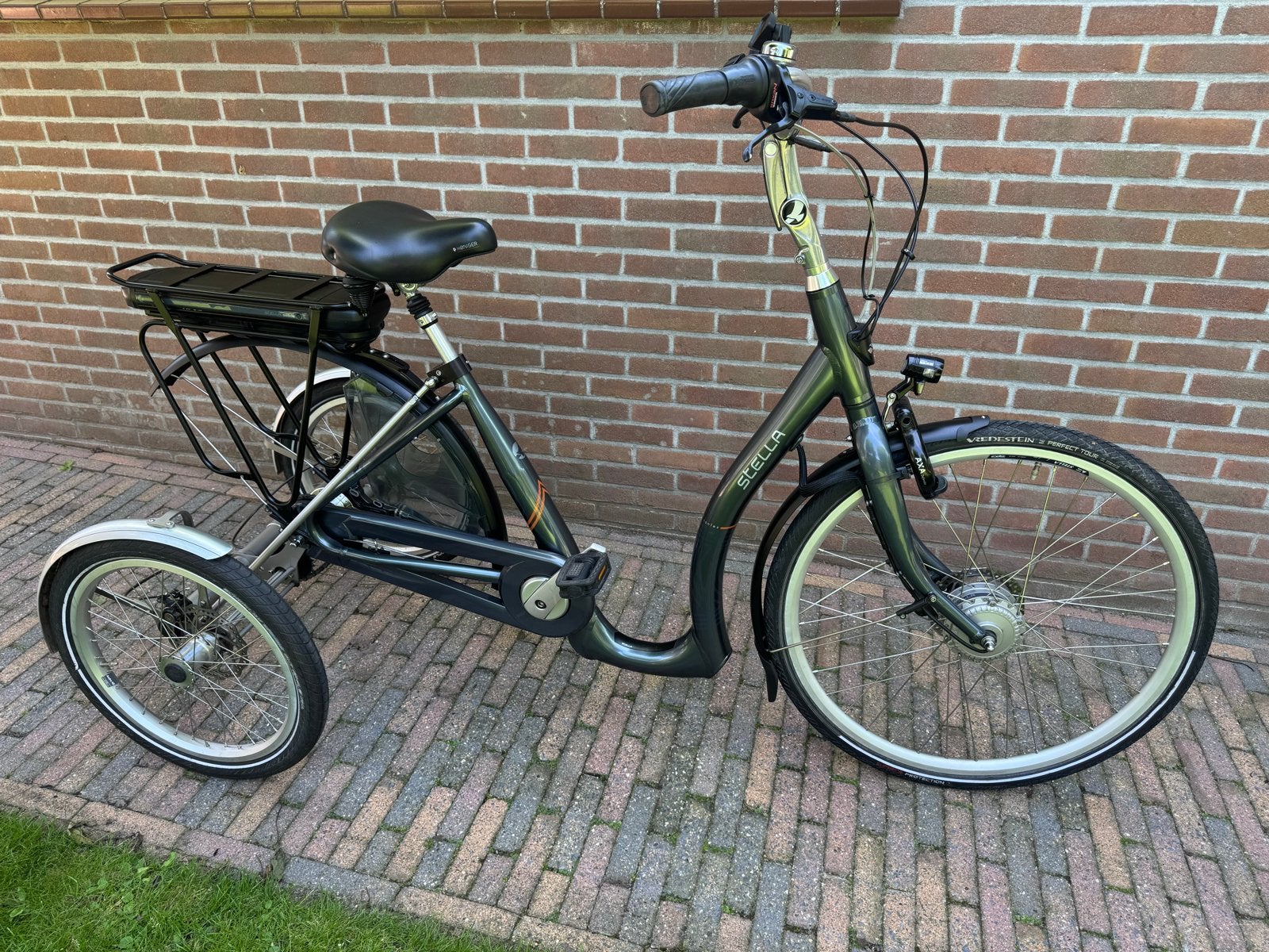 Stella Nantes e-bike met zijwielen - Comfortabel en stabiel, Fietsen en Brommers, Ophalen, Gebruikt, Schijfrem