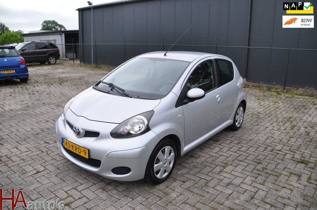 Toyota Aygo 1.0-12V Ambiance 5 deurs stuurbekrachtiging, Auto's, Toyota, Bedrijf, Te koop, Aygo, ABS, Airbags, Radio, Startonderbreker