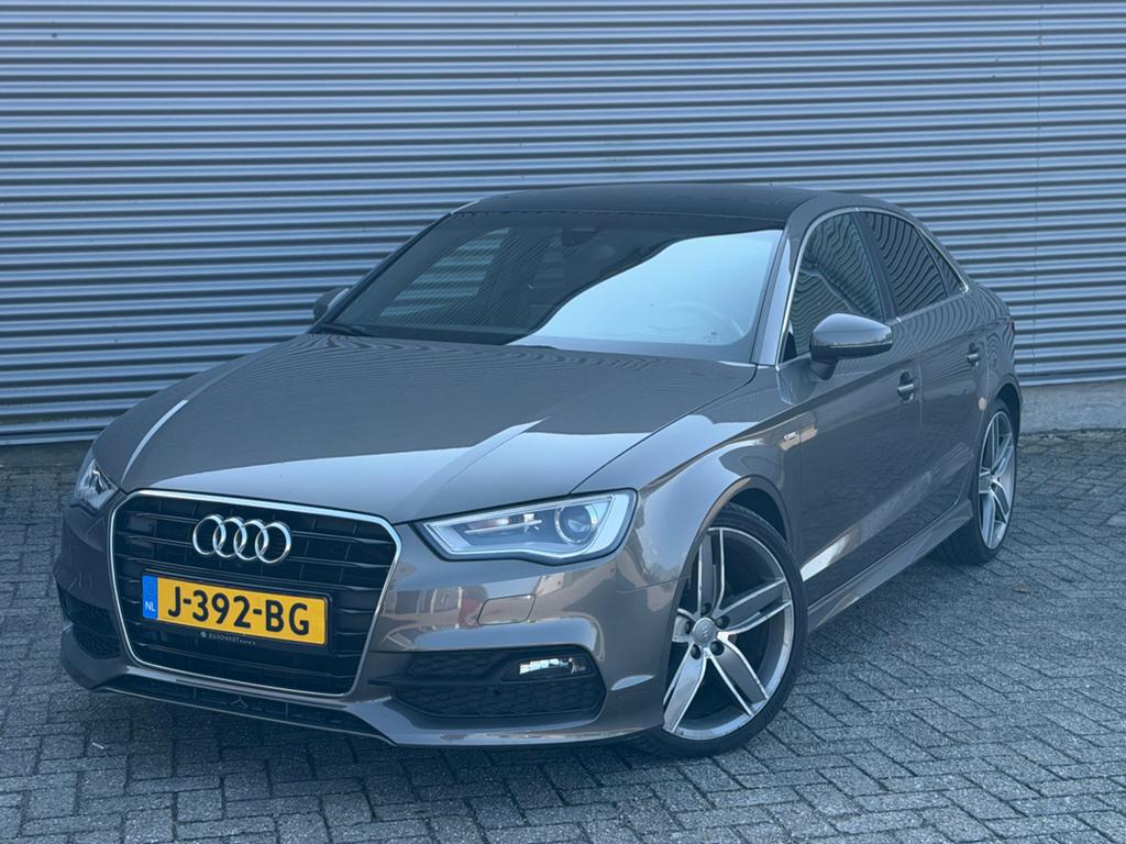 Audi A3 1.4 Tfsi/Automaat/Schuifdak/Navi/Cruise/PDC/Airco, Auto's, 4 cilinders, 1395 cc, Particulier, Sedan