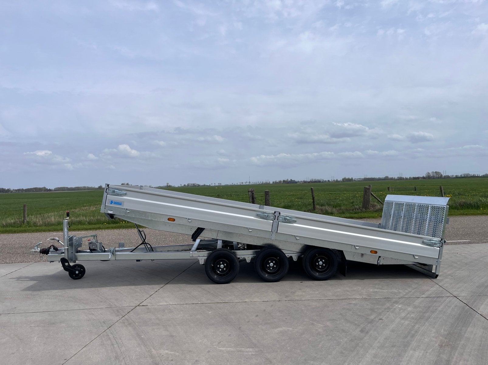Hapert indigo kantelbare multitransporter 3500kg parabool, Ophalen, Nieuw