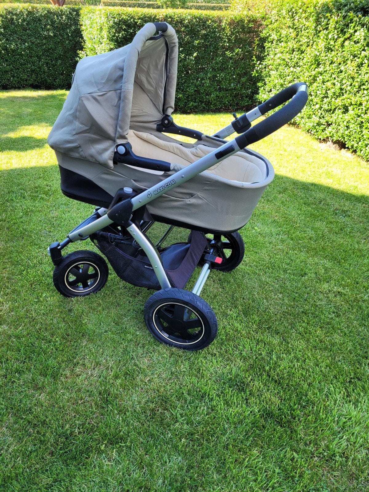 Maxi-Cosi Mura 4 Plus Combiwagen met Reiswieg en Autostoel, Kinderen en Baby's, Kinderwagens en Combinaties, Ophalen, Gebruikt