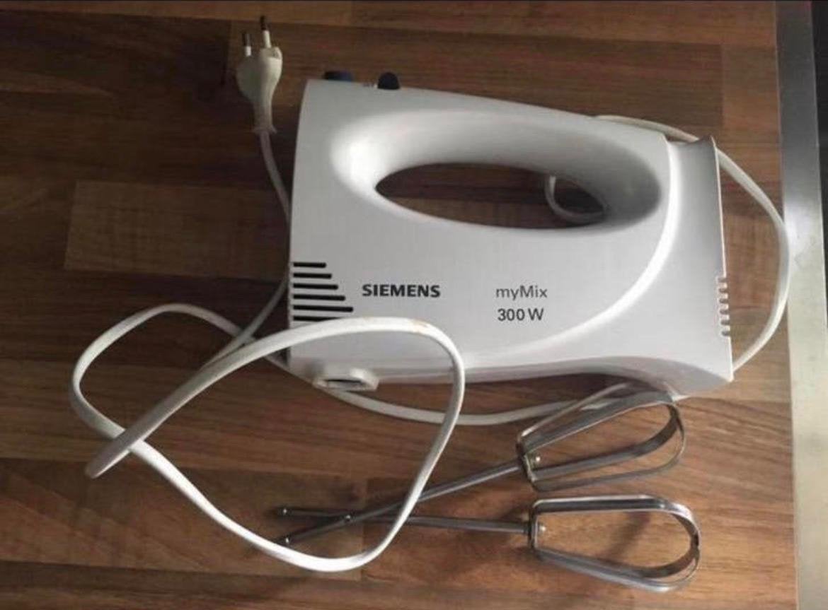 Siemens Handmixer 300W - Zo goed als nieuw!, Witgoed en Apparatuur, Keukenmixers, 3 snelheden of meer, Ophalen of Verzenden, Zo goed als nieuw