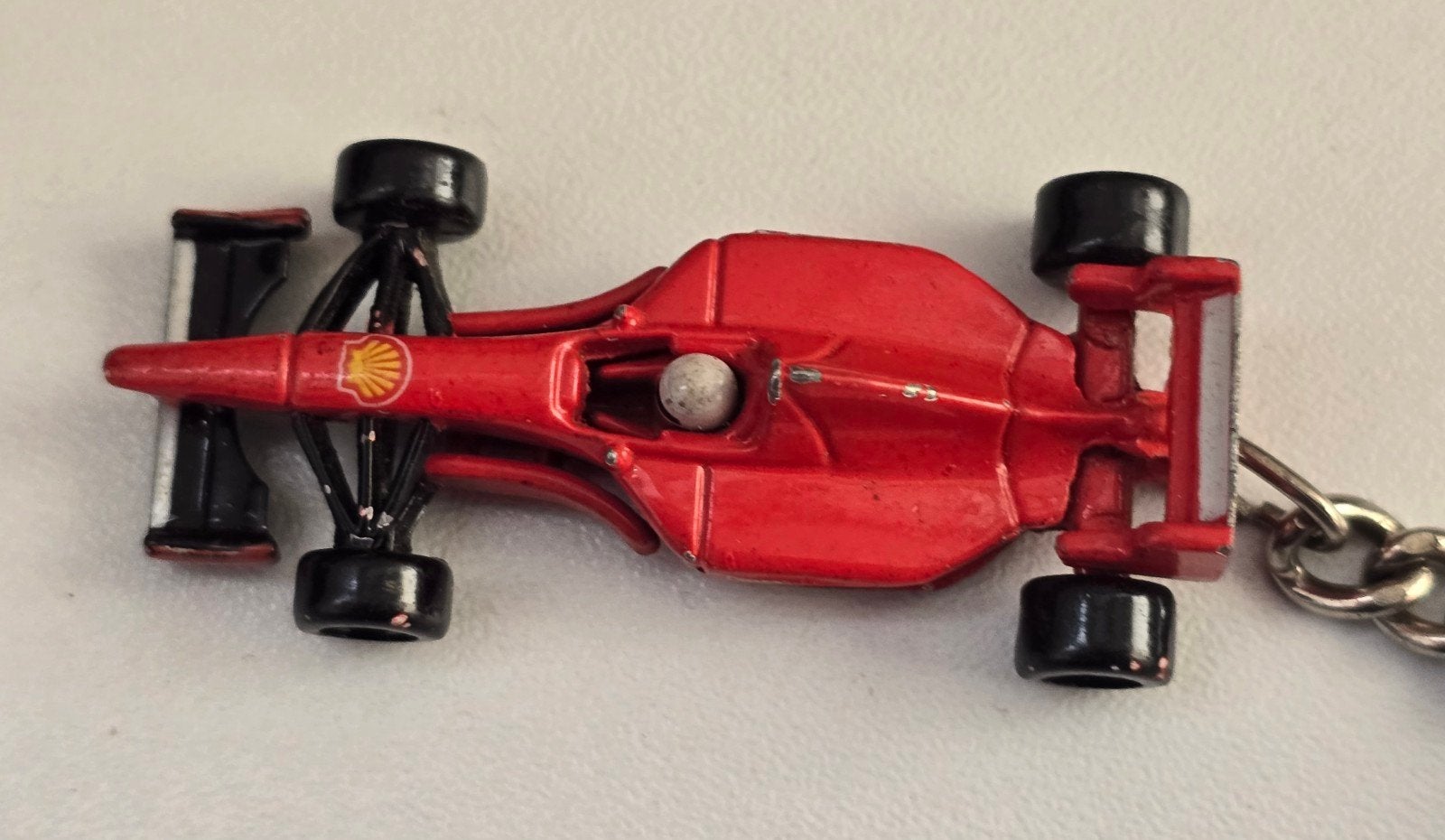 Sleutelhanger Formule 1 Auto - Ferrari Shell, Verzamelen, Ophalen of Verzenden, Gebruikt, Transport