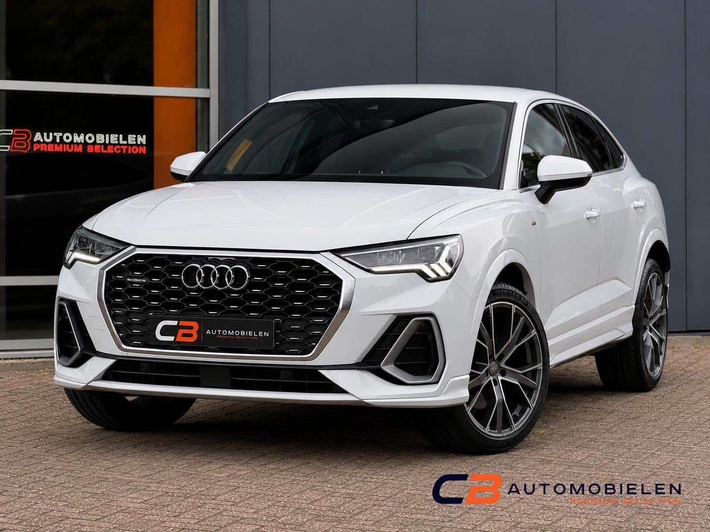 Audi Q3 Sportback 45 TFSI quattro Pro Line S | keyless | App, Auto's, Gebruikt, 4 cilinders, 1984 cc, Leder en Stof