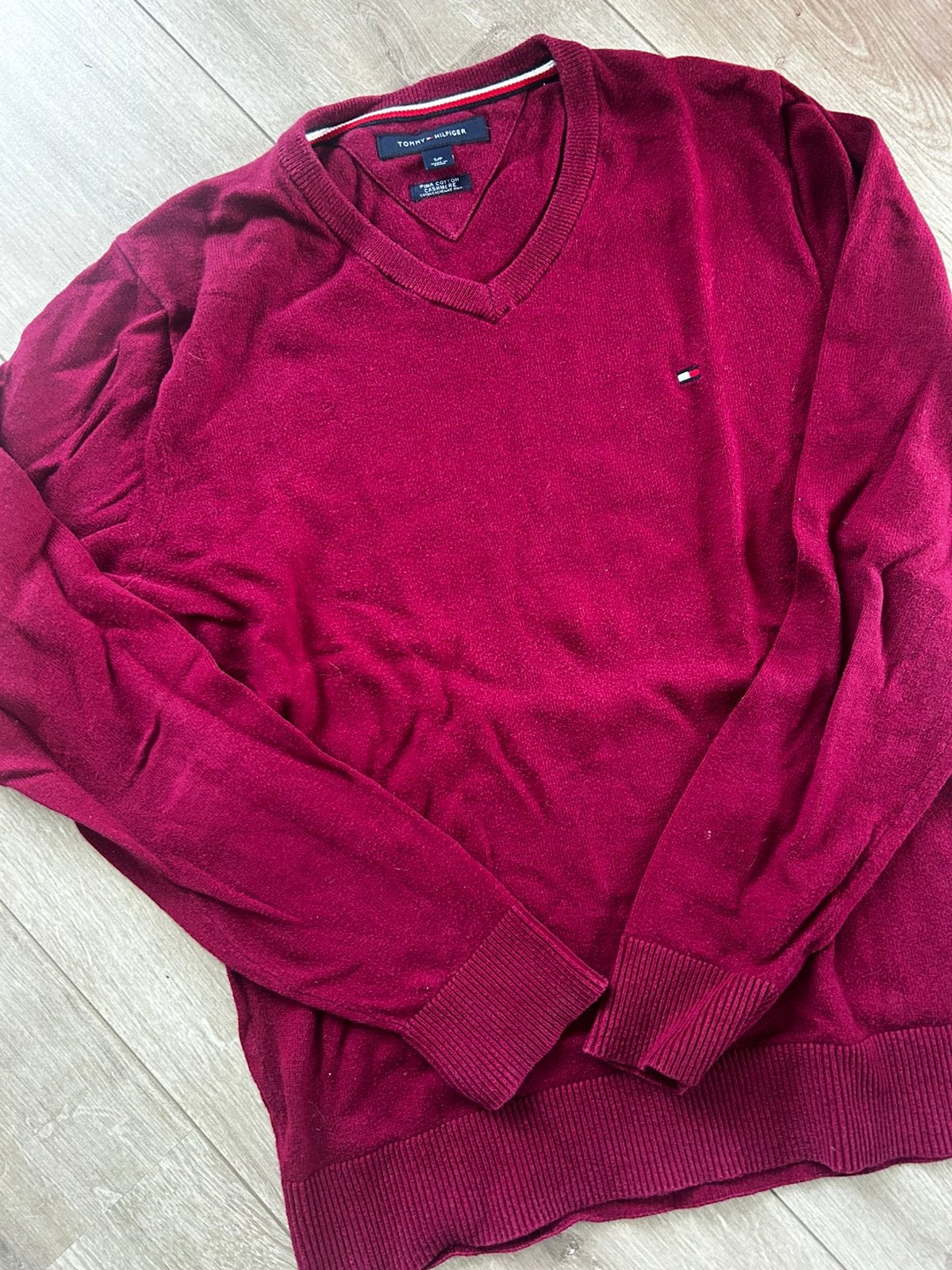 Tommy hilfiger V hals trui heren S cashmere wijnrood, Ophalen of Verzenden, Zo goed als nieuw