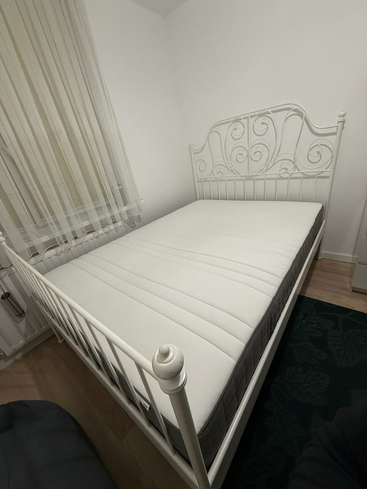 IKEA bedframe met matras 140x200 cm, Ophalen, Wit, Tweepersoons, 140 cm