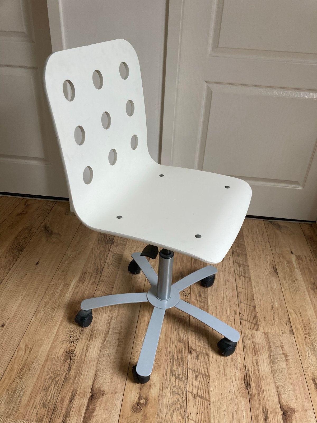 Witte bureaustoel van Ikea met wielen, Ophalen, Gebruikt, Wit, Bureaustoel