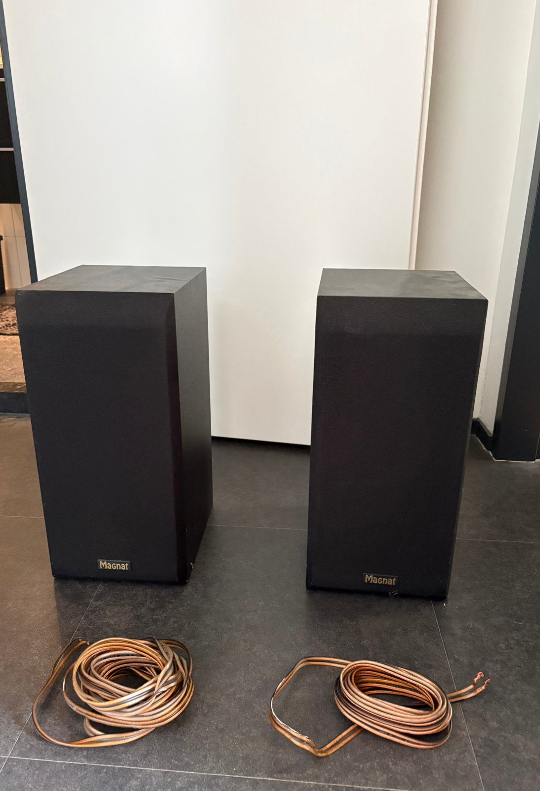 2 x Magnat Viva Classic 3 Duitse 3-weg basreflex-luidspreker, Vloerstaande luidspreker, Gebruikt, Magnat, Ophalen of Verzenden