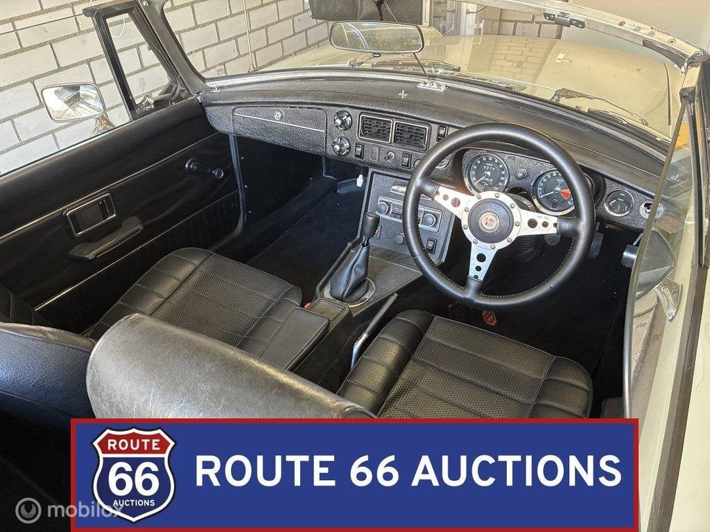MG MGB | 1973 | Route 66 Auctions, Auto's, Oldtimers, Overige carrosserieën, Zwart, Bedrijf, Handgeschakeld