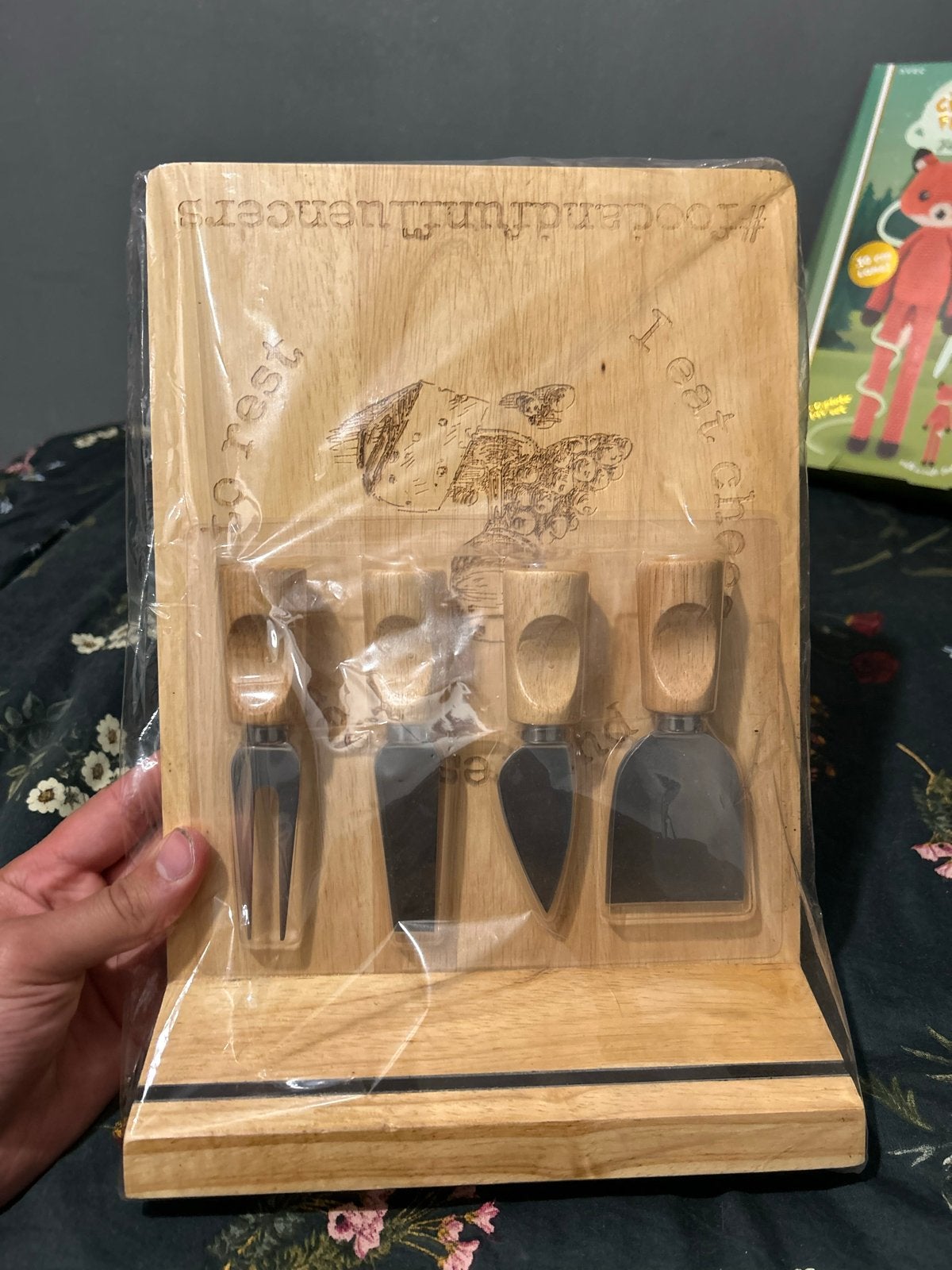 Nieuwe Kaasset met Houten Handvatten - 4 Delig, Ophalen of Verzenden, Nieuw, Hout