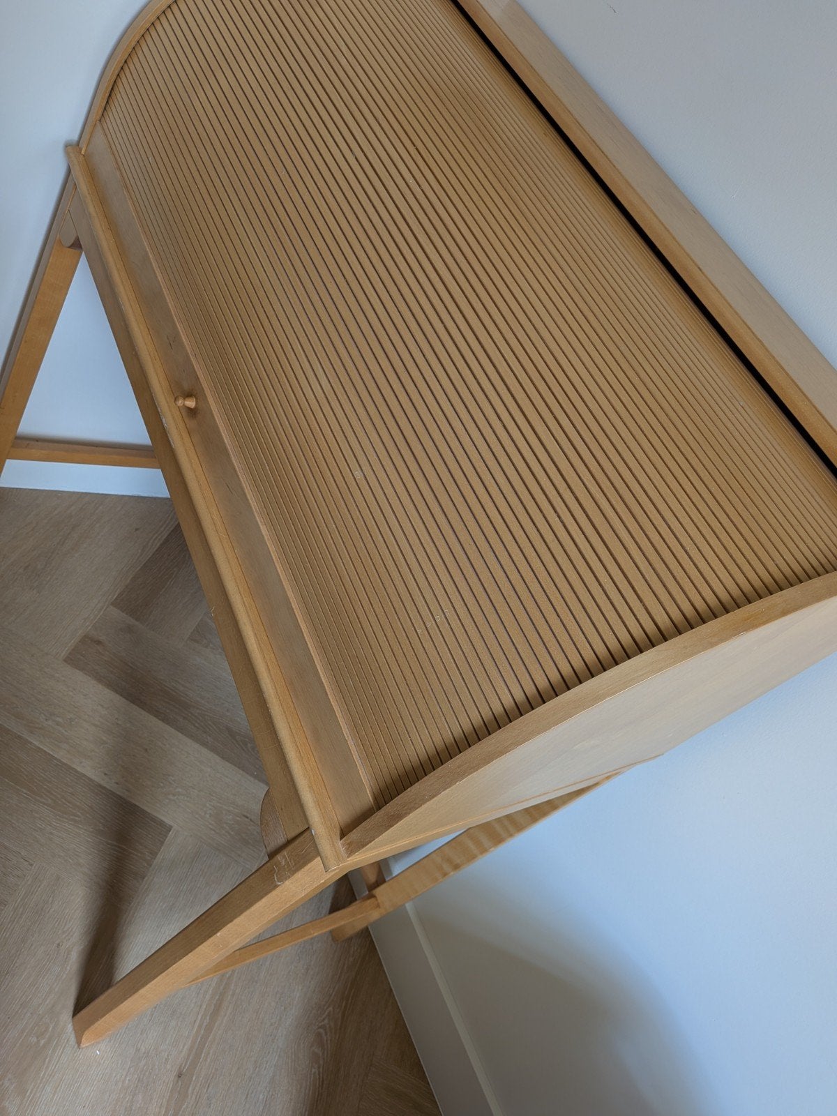 Houten Rolltop Bureau - Ideaal voor Thuiswerken, Ophalen, Opbergruimte, Gebruikt, Hout