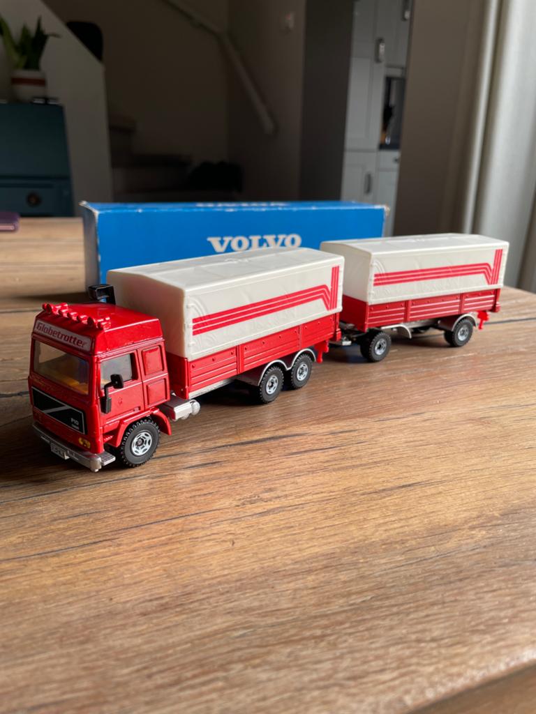 Siku Volvo F10, Ophalen of Verzenden, Nieuw, Auto