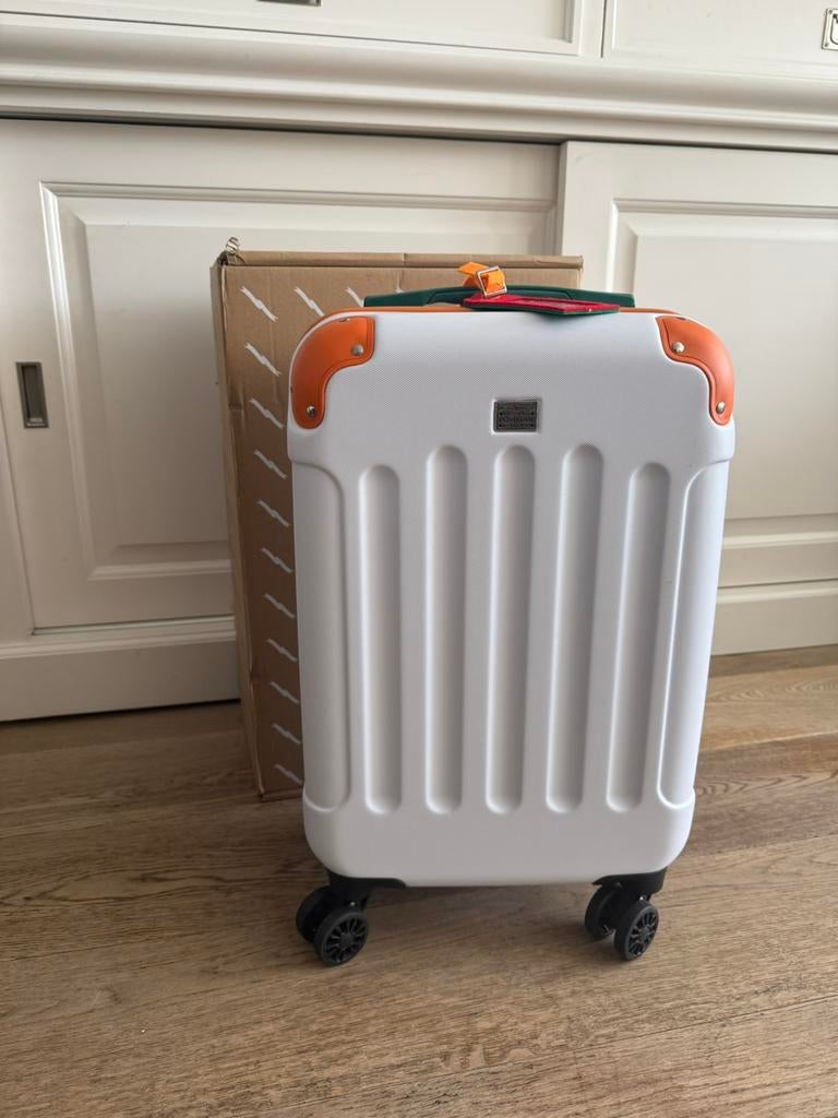 Nieuwe Postcodeloterij koffer – perfect voor weekendje weg ️, Wieltjes, 50 tot 60 cm, Hard kunststof, Ophalen of Verzenden