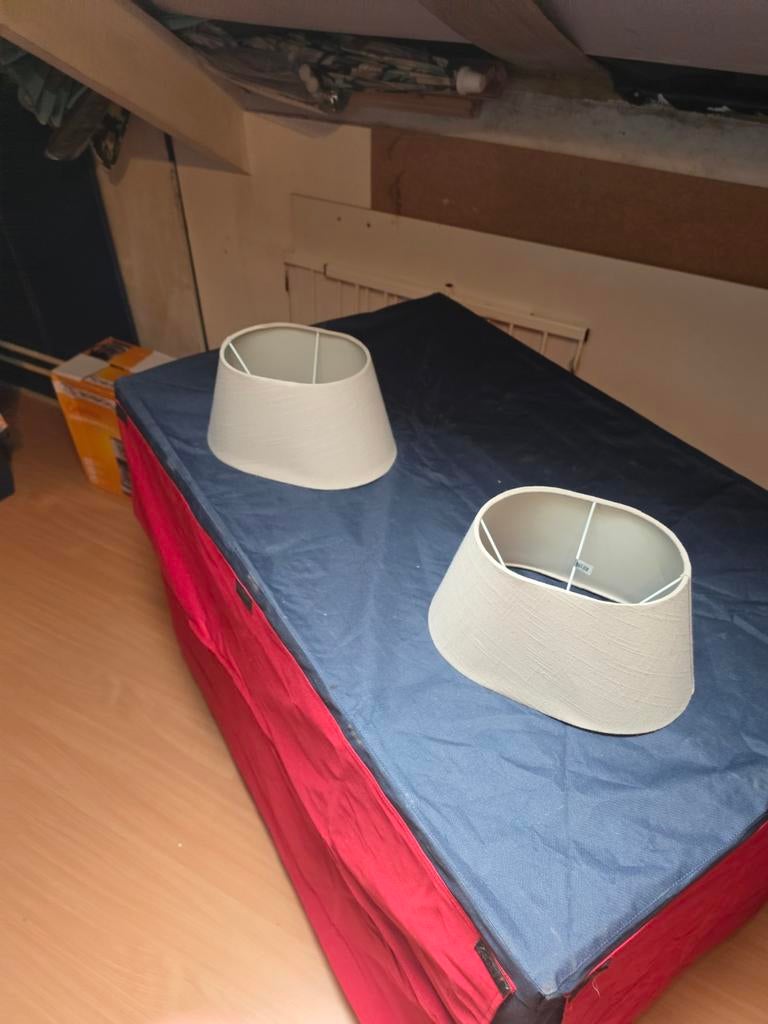 2 x creame lampenkappen compleet., Caravans en Kamperen, Ophalen
