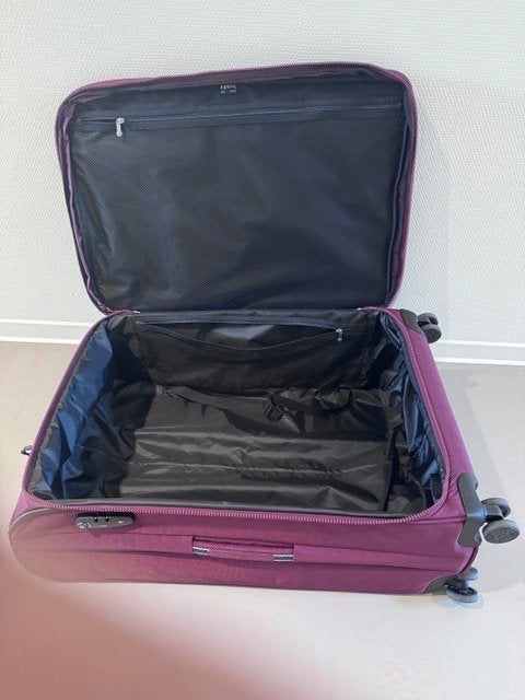 KIPLING reiskoffer, Gebruikt, 45 tot 55 cm, Slot, Zacht kunststof