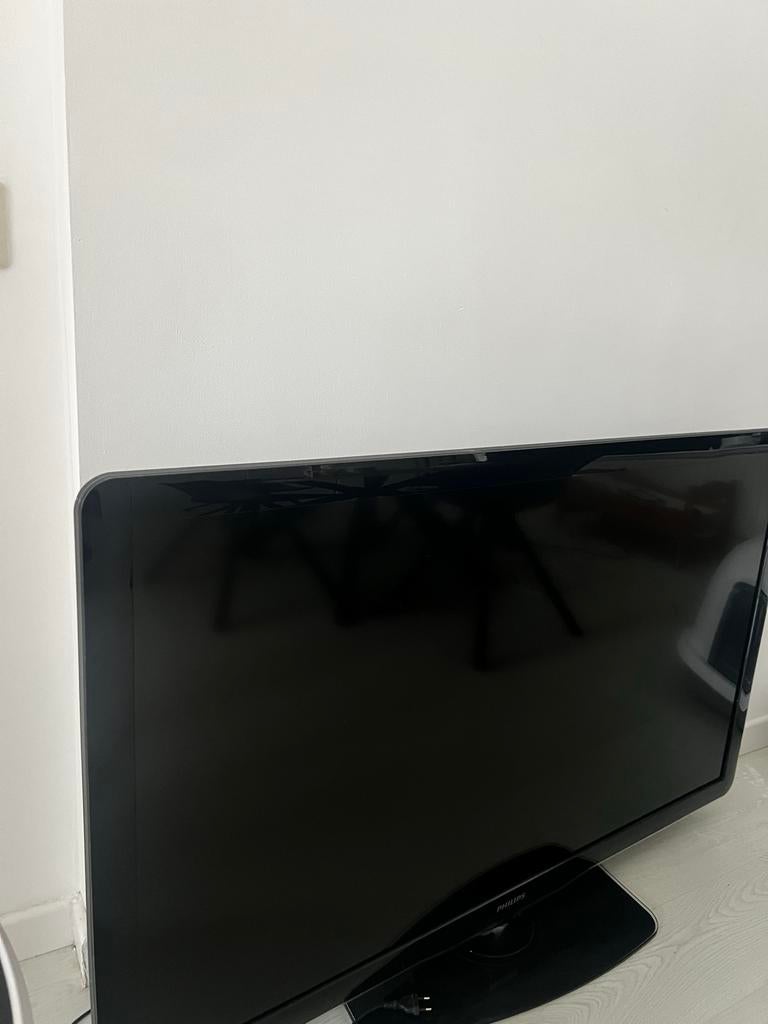 Philips TV - Goede staat ZSM WEG, Philips, Gebruikt, LCD, Ophalen of Verzenden