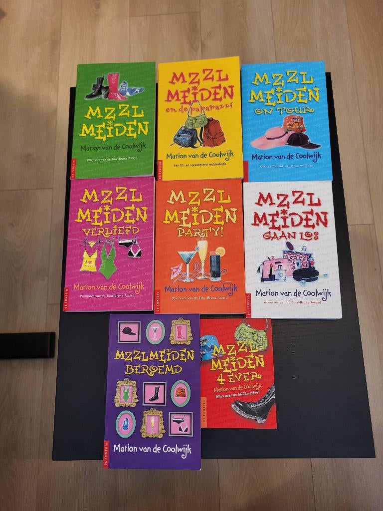 Muzzl Meiden - Boeken serie, Ophalen of Verzenden, Gelezen, Marion van de Coolwijk, Fictie