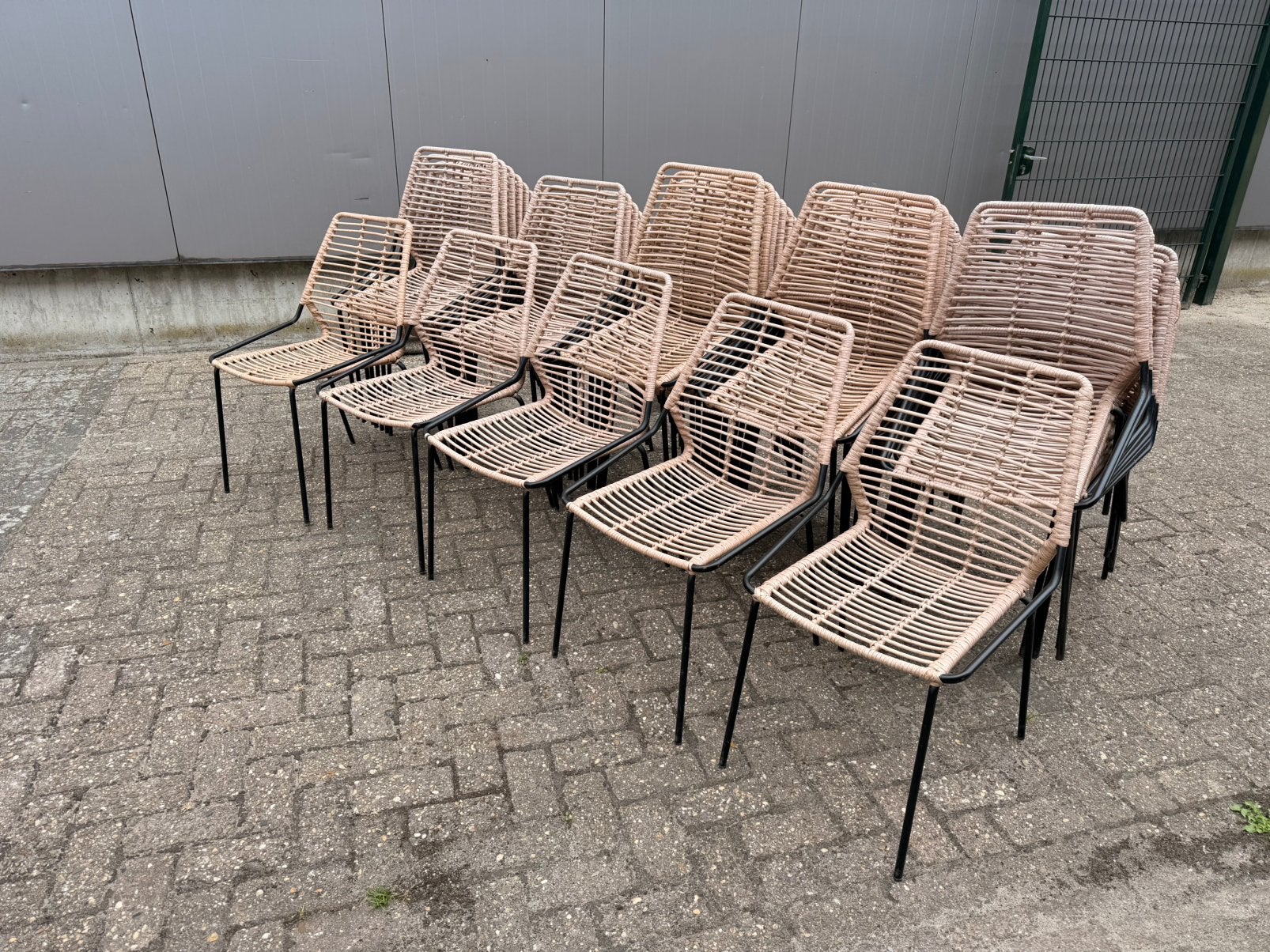 Stapelbare terrasstoelen kunststof wicker terras stoelen, Ophalen of Verzenden, Zo goed als nieuw, Kunststof, Stapelbaar
