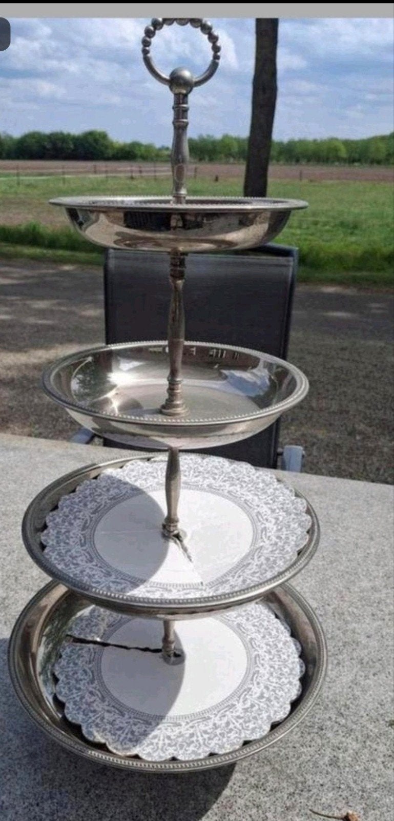 grote luxe etagere, Ophalen, Zo goed als nieuw