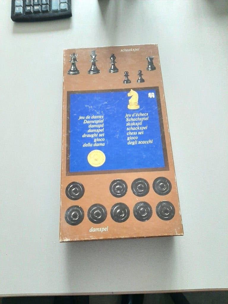 Gezelschapsspellen uitvoering kleine uitvoeringen, Vijf spelers of meer, Ophalen of Verzenden, Reisspel