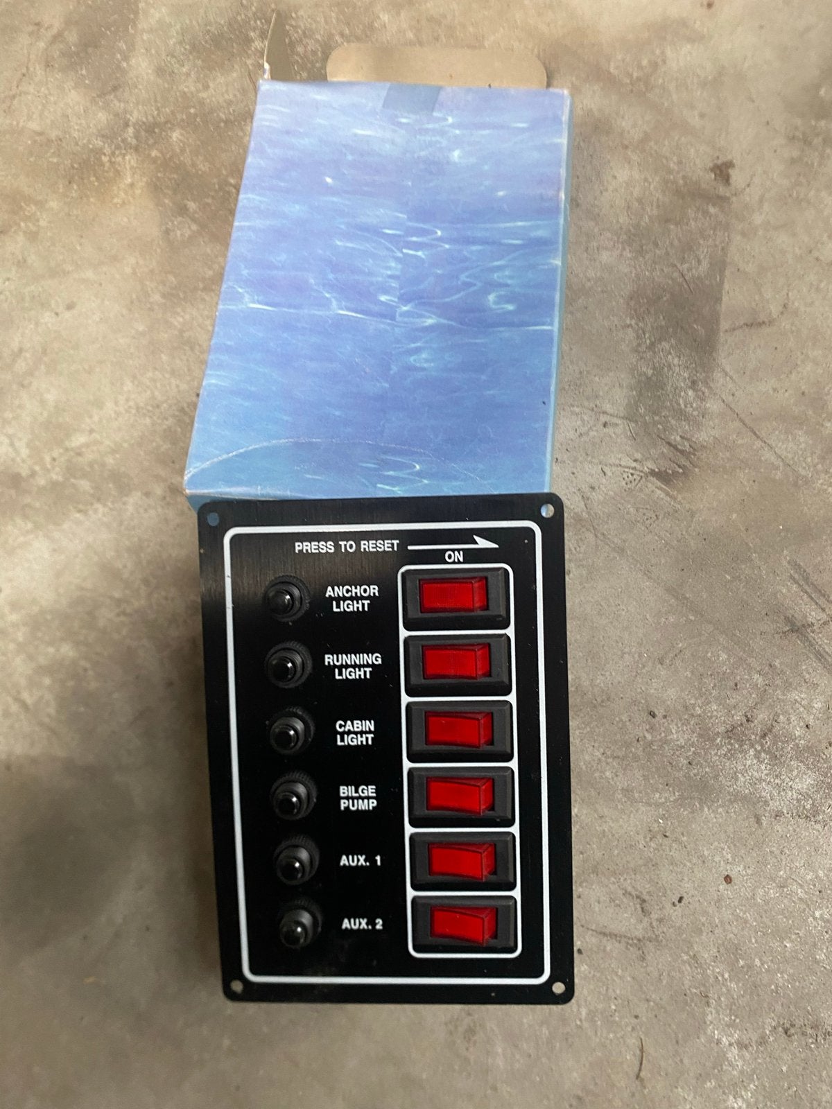 Schakelpaneel voor boot met 6 schakelaars en zekeringen, Ophalen, Nieuw, Overige typen