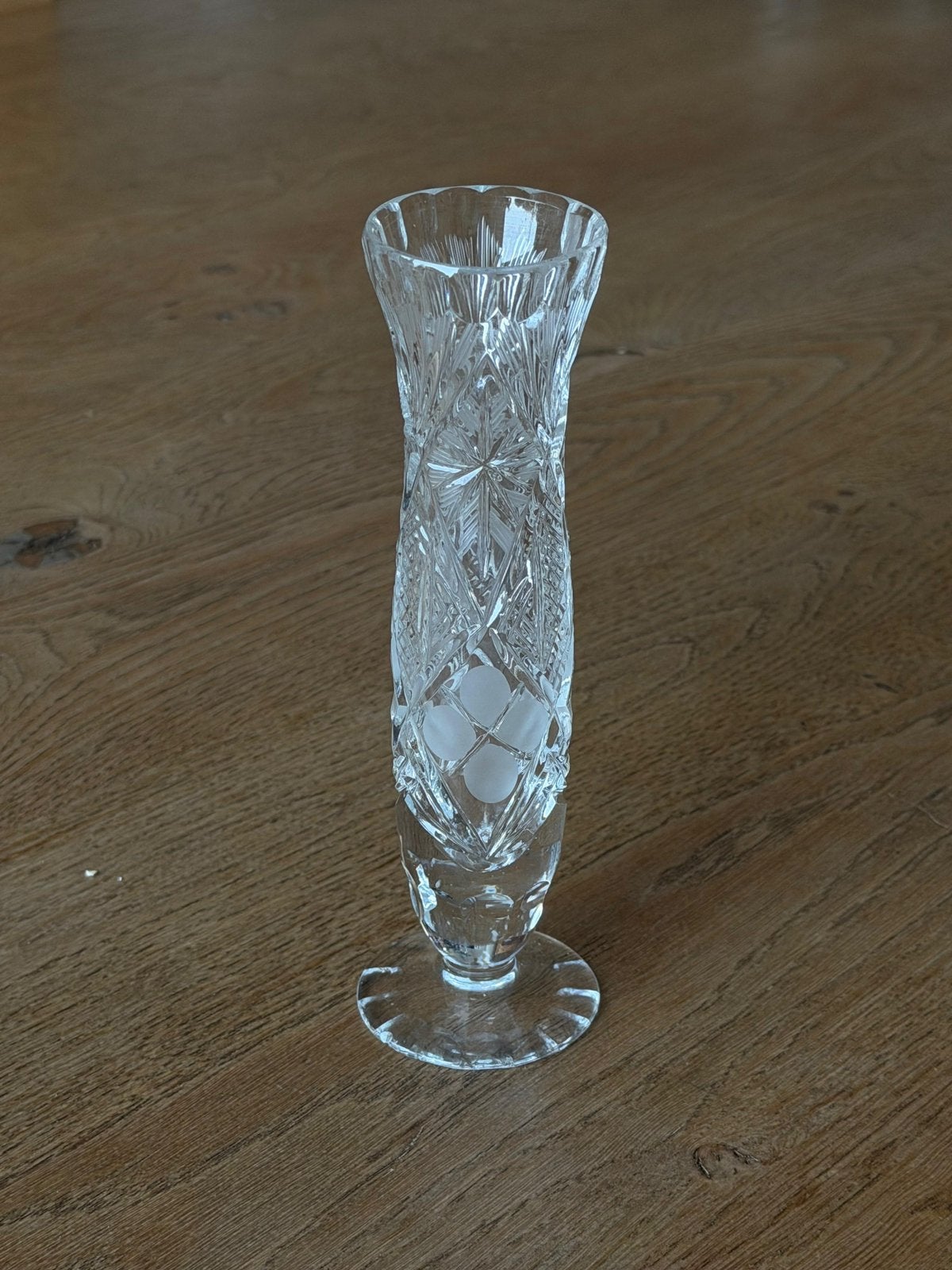 Kristallen vaasje, Ophalen
