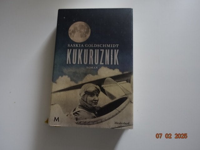 Kukuruznik.....Saskia Goldschmidt, Ophalen, Zo goed als nieuw, Nederland