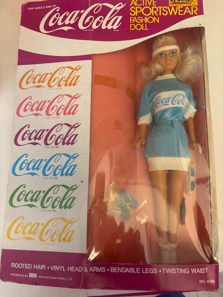 Barbie pop coca colaIn originele verpakking, Ophalen of Verzenden, Nieuw, Barbie